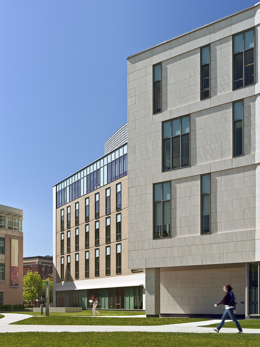 Simmons College School of Management*